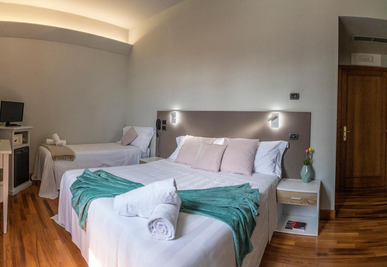 Locanda Agli Amici Cortona Exteriör bild